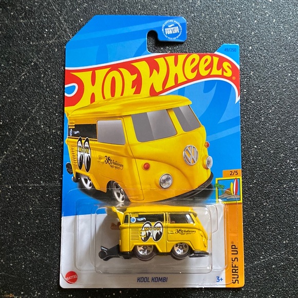 Mattel Hot Wheels Volkswagen Van KOOL KOMBI Surf's Up Bus 2/5 49/250 Mooneyes VW - Picture 2 of 7